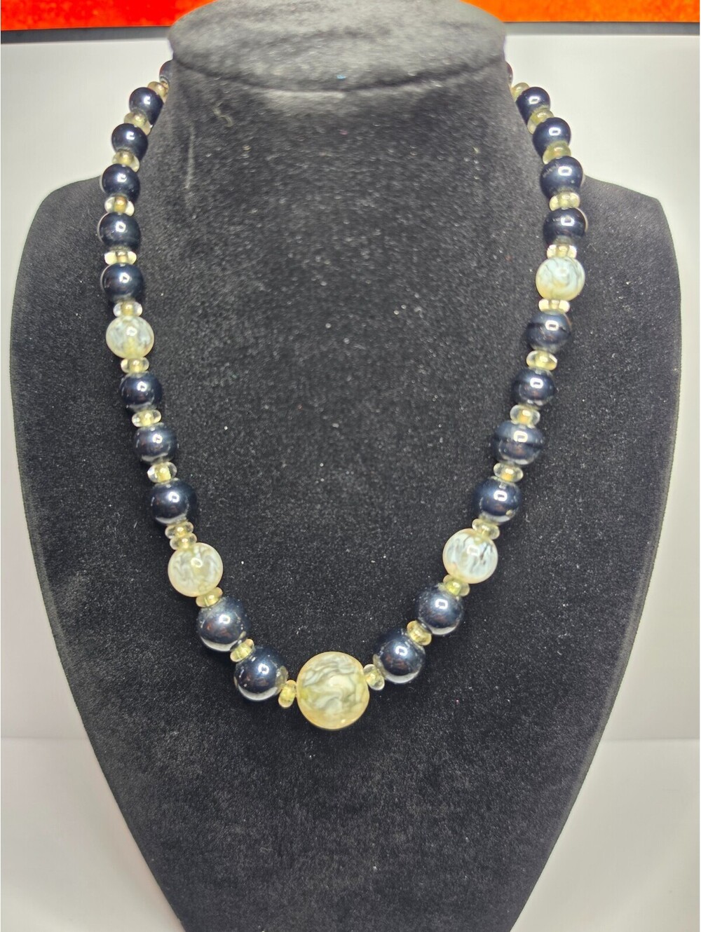 Gray Swirl Marble Glass & Metallic Hematite Bead Choker Necklace 16"